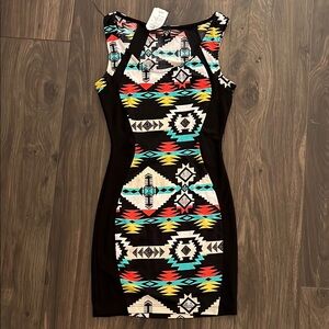 Forever 21 Black and White Sleeveless Bodycon Mini Dress